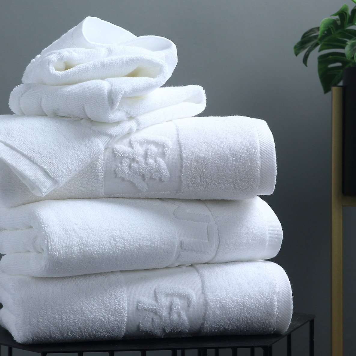 Solid color jacquard towels